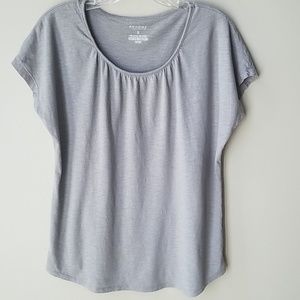 Gray dolman sleeve tee.